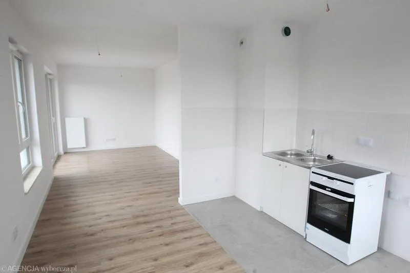 Jakie opłaty wiążą się z kupnem mieszkania komunalnego?